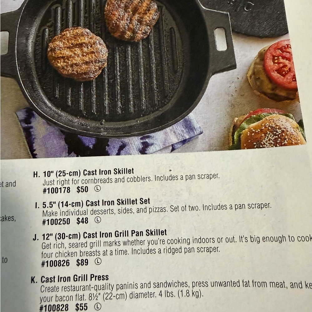 The Pampered Chef Black Cast Iron Skillet with Pan Scraper